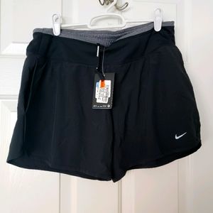 Nike SW revival short